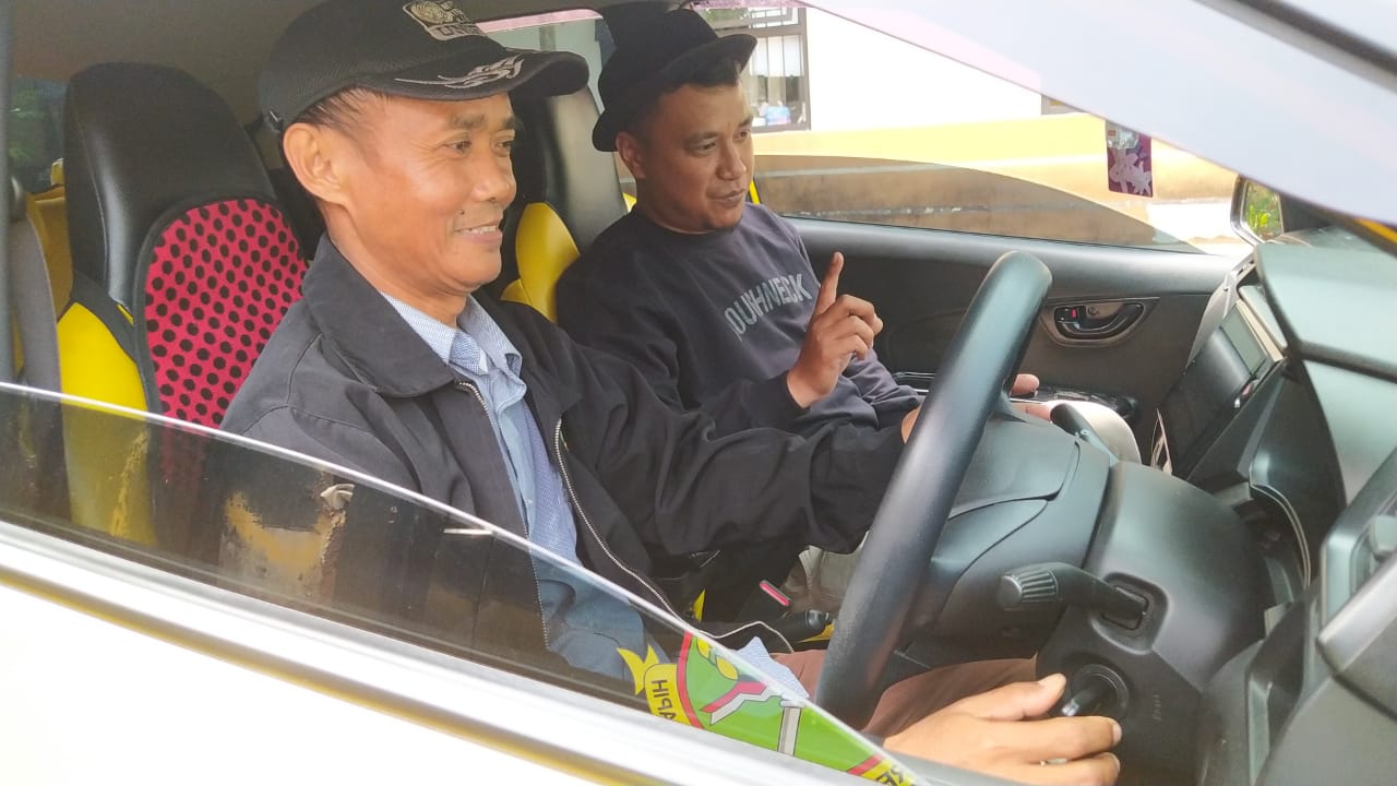 Kolaborasi Edukatif! LPK NEZT dan Perpustakaan Kelurahan Cisarua Gelar Tes Drive Mengemudi Gratis untuk Warga