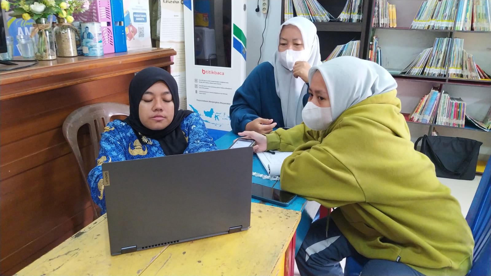 Legalitas Usaha Makin Mudah! Perpustakaan Cisarua Dampingi Warga Daftar NIB Gratis